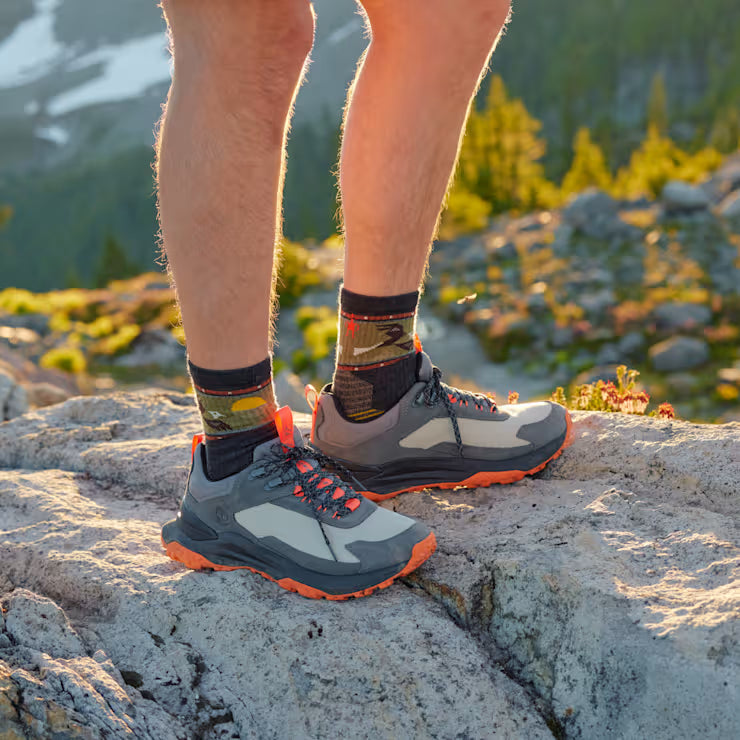 Smartwool Merino Hike Soaring Mid Crew Socks - Image 2