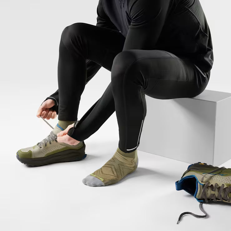 Smartwool Merino Run Mid Crew Socks - Image 2