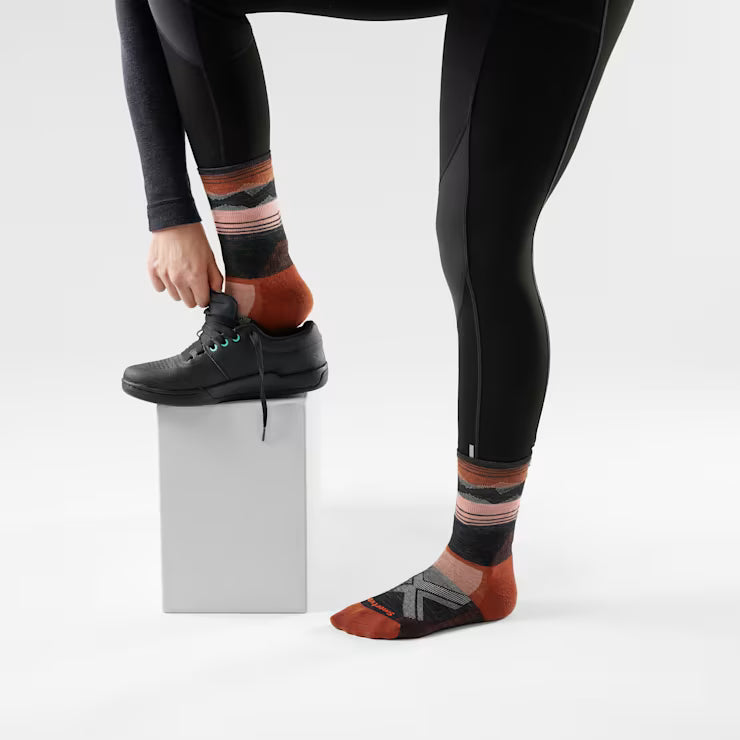 Smartwool Merino Women's Bike Cold Weather Crew Socks - Image 2