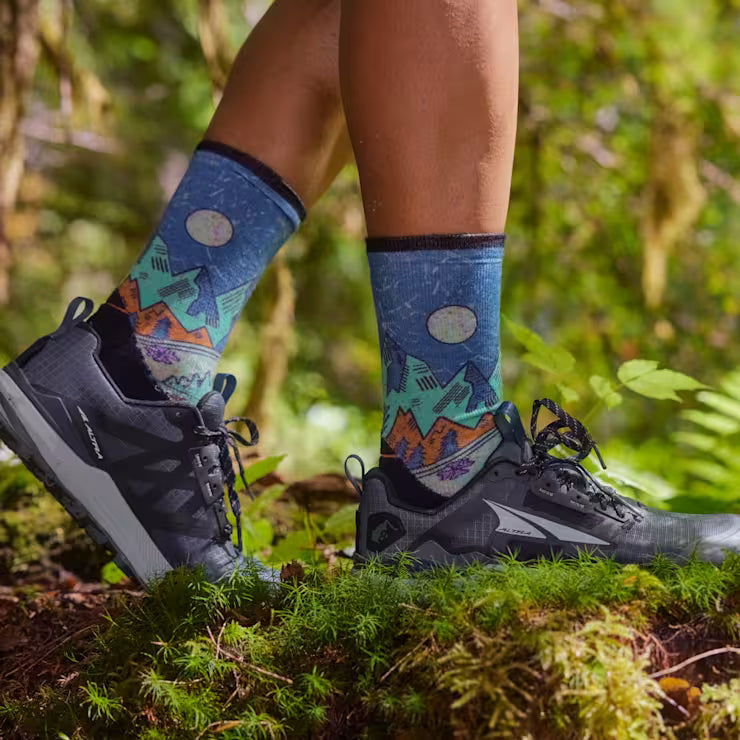 Smartwool Merino Women's Trail Run Mountain Print Crew Socks - Image 3