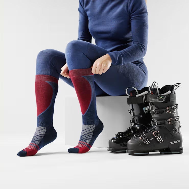 Smartwool Merino Women's Ski Over The Calf Socks - Image 2